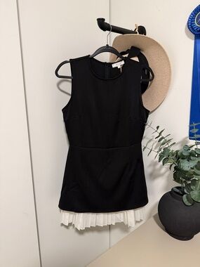 RIHOAS Black Sleeveless Round Neck Dress Top